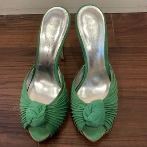 Green heel slip on